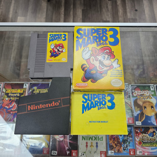 Super Mario Bros 3 CIB Nintendo Entertainment System