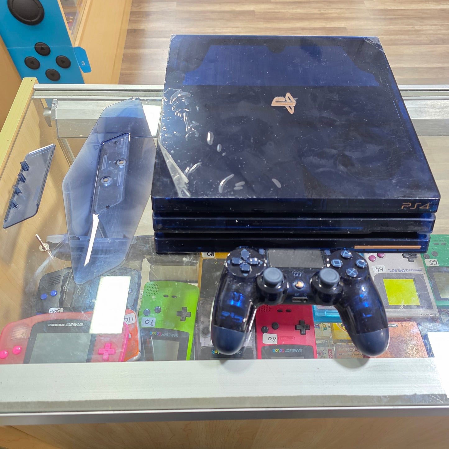 Playstation 4 2TB 500 Million Limited Edition Playstation 4 CIB