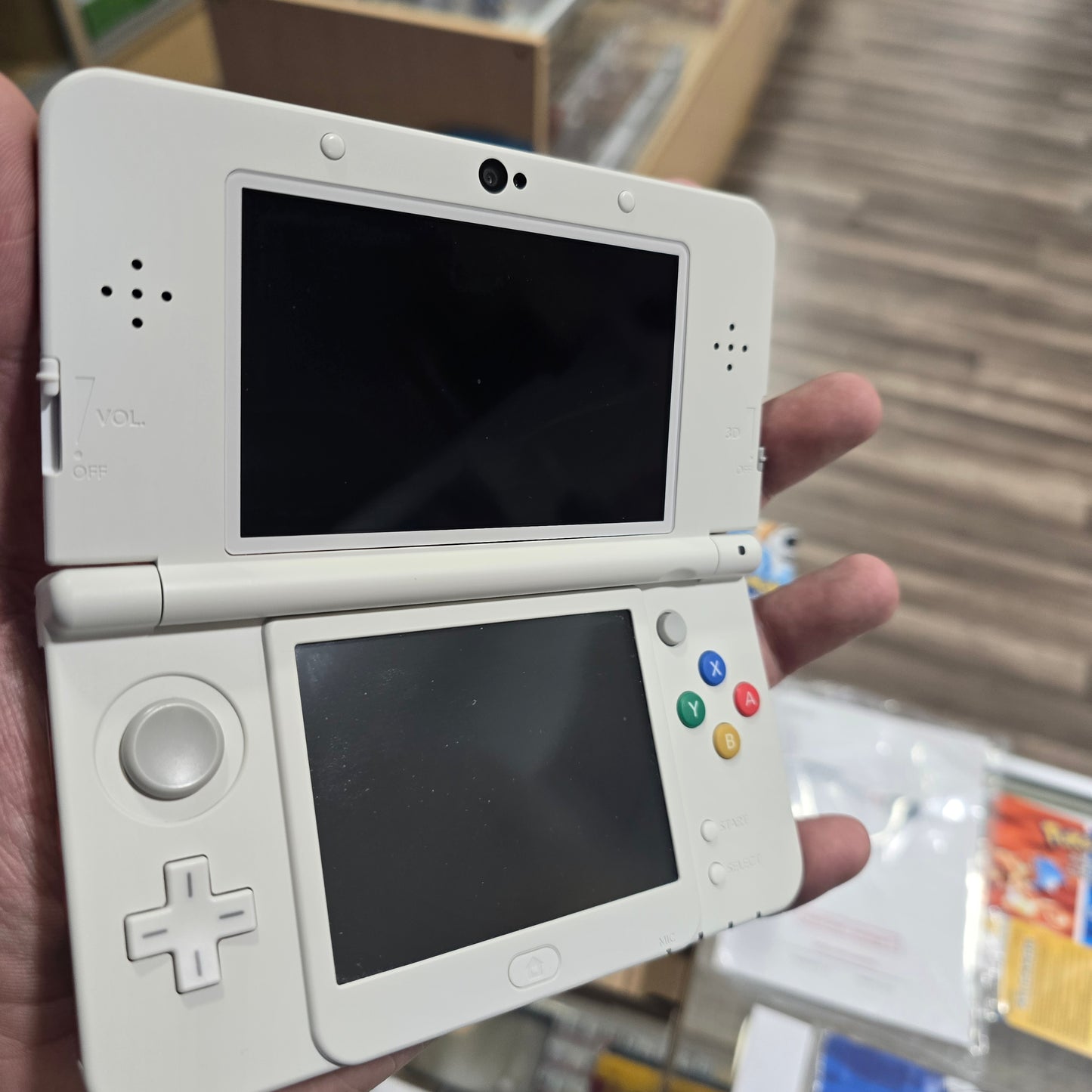 New Nintendo 3DS Pokemon 20th Anniversary Edition Nintendo 3DS (CLEAN SYSTEM AND BOX) with Box Protector