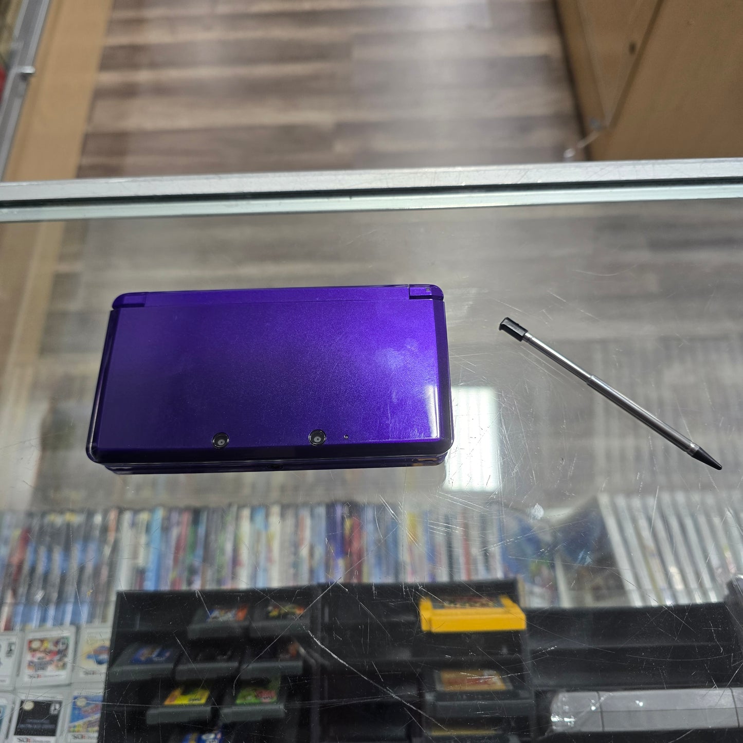 Nintendo 3DS Handheld System Purple - Great Shape