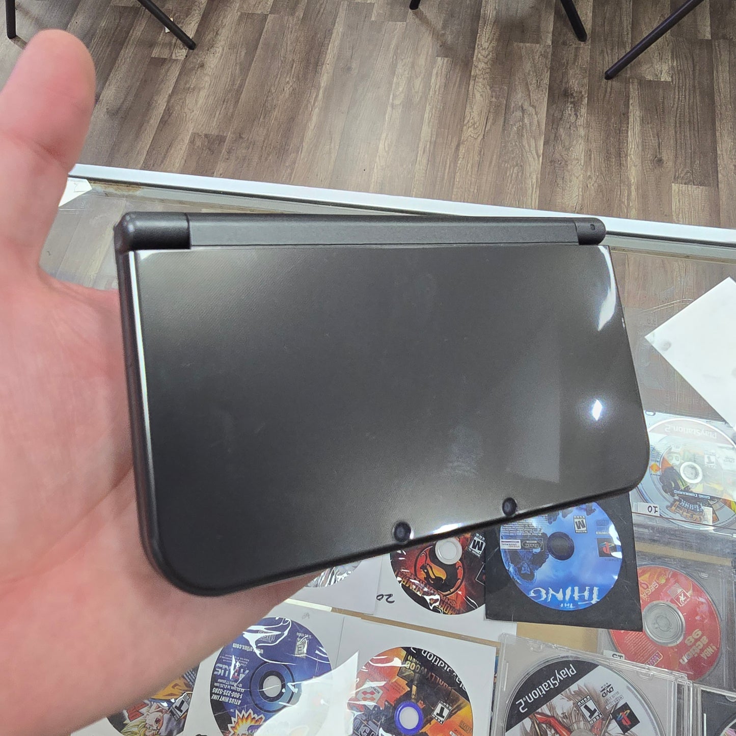 "New" Nintendo 3DS XL Handheld System With Charger