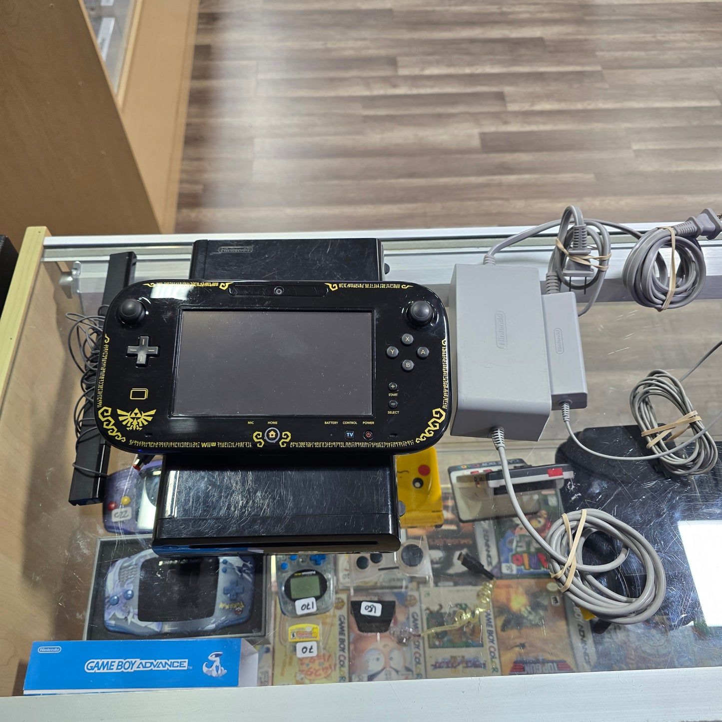 Wii U Console Zelda Wind Waker Edition with Zelda Wind Waker HD for Wii U