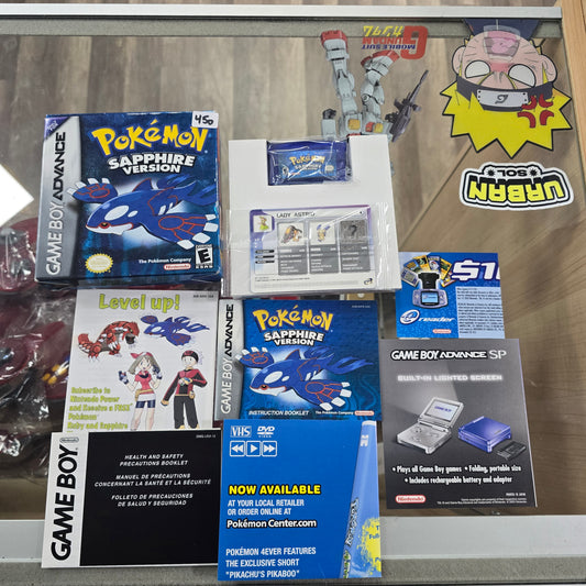 Pokémon Sapphire Authentic CIB with Poster Nintendo Gameboy Advance