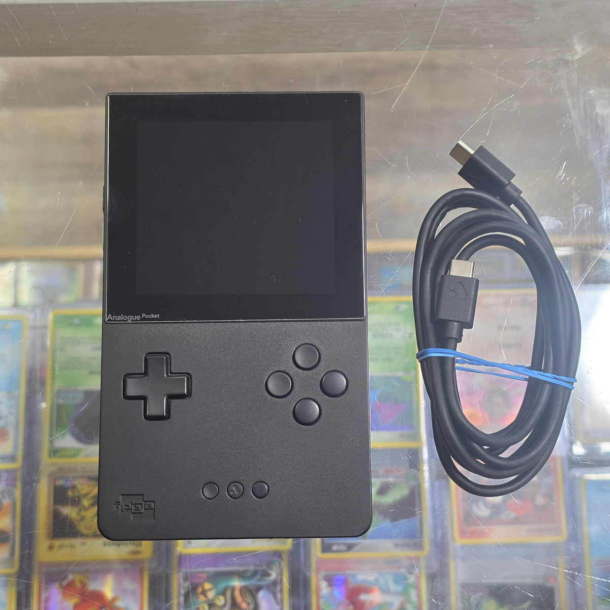 Black Analogue Pocket Handheld System with Cable
