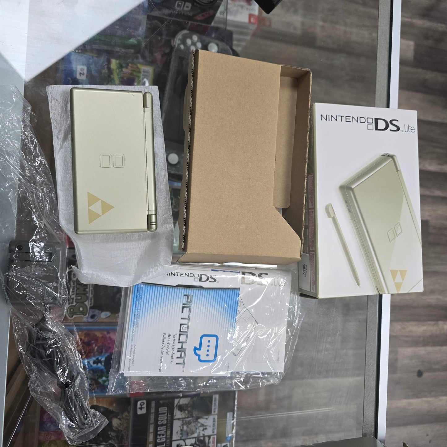 Gold Zelda Nintendo DS Lite [Limited Edition] Nintendo DS
