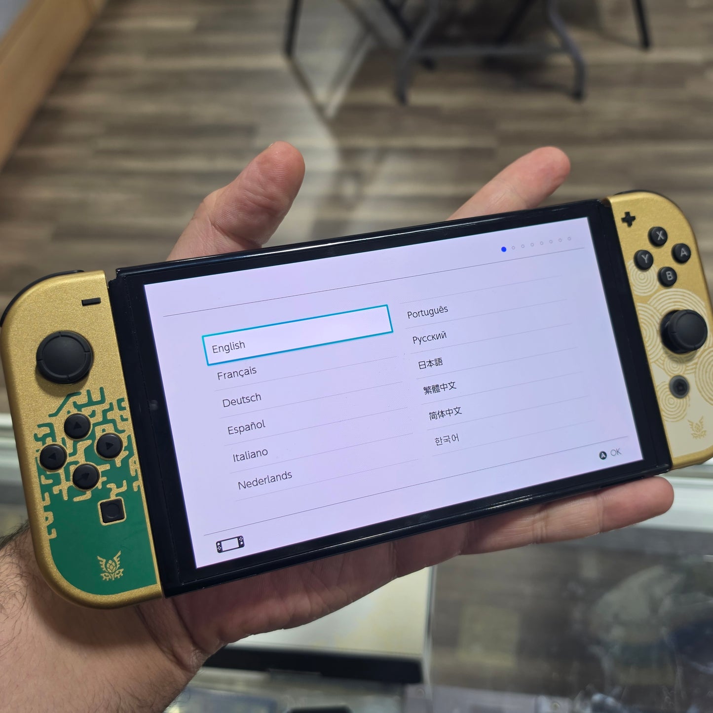 Nintendo Switch OLED [Zelda: Tears Of The Kingdom Edition] Nintendo Switch