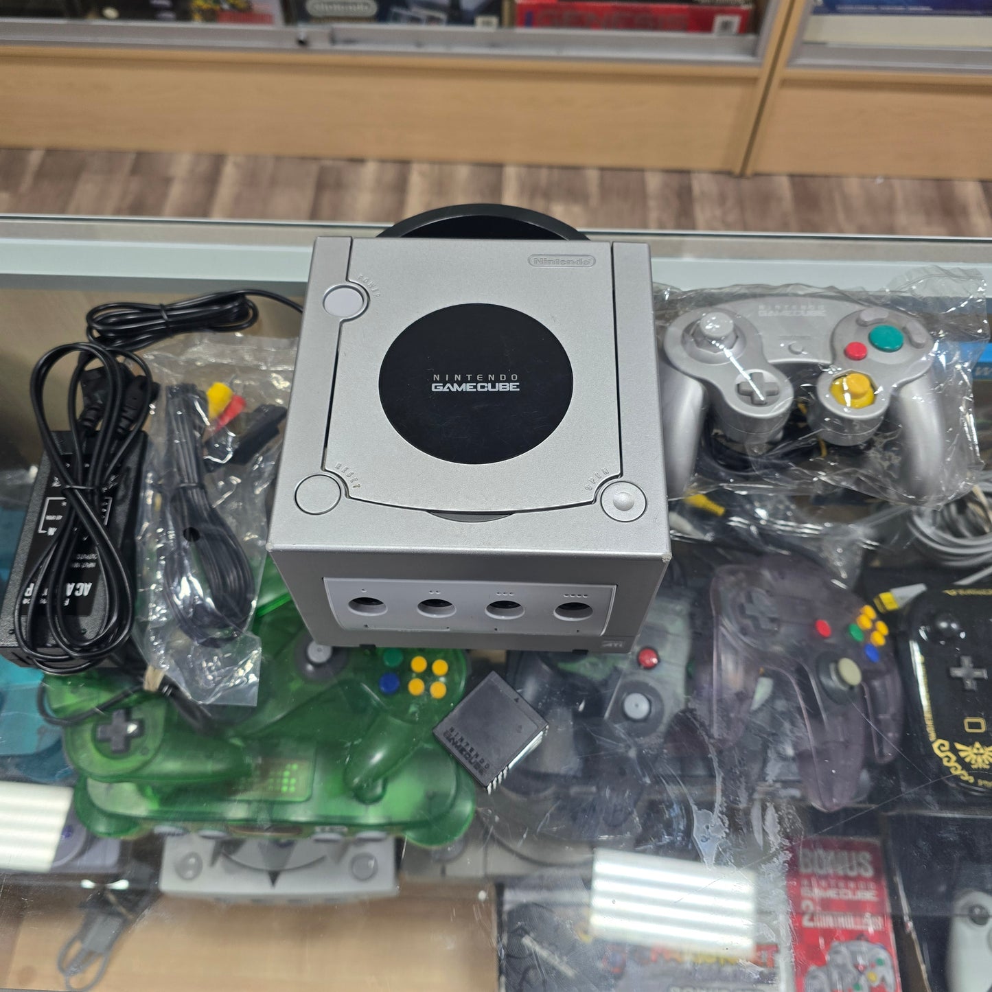 Silver Platinum Nintendo GameCube System with One Controller and Memory Card