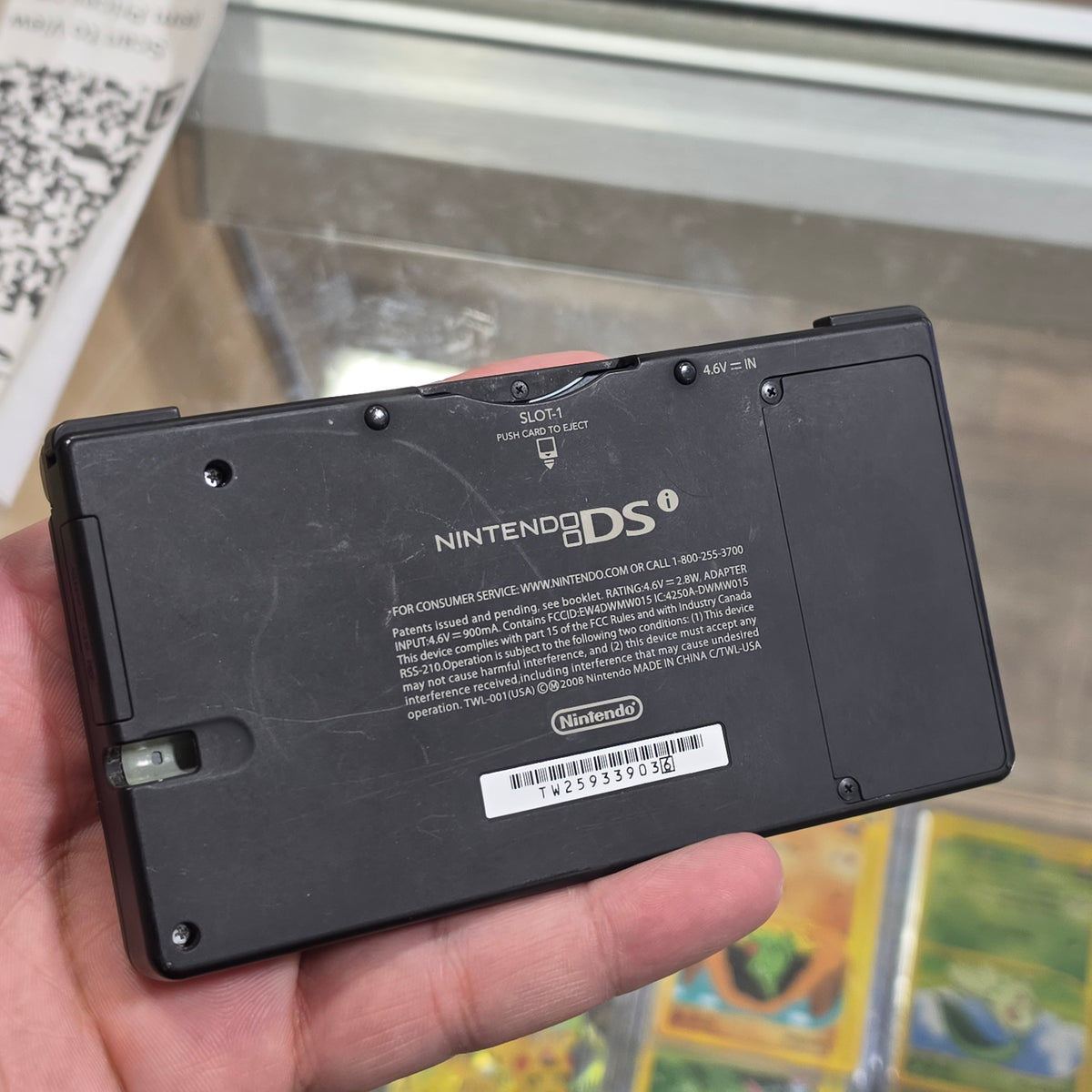 Nintendo DSi Handheld System (Black) w/ Charger