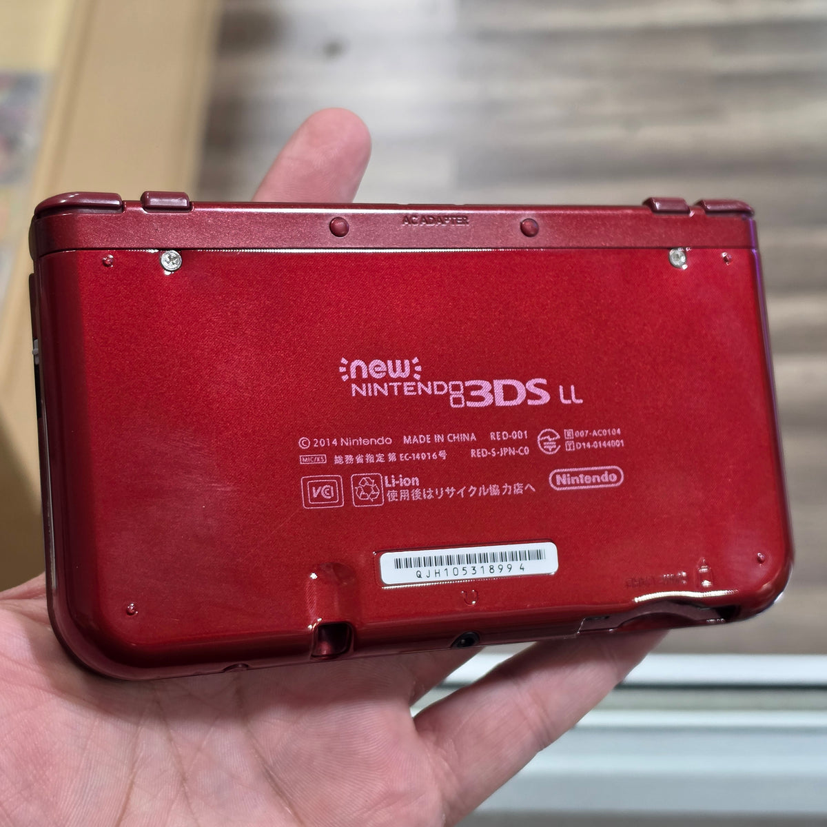 (994) Red New Nintendo 3DS XL Handheld System With Charger (Region Free)(JAPANESE TO US)