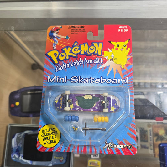 Pokemon Snorlax Mini-Skateboard SEALED X-Concepts 1999 skate board