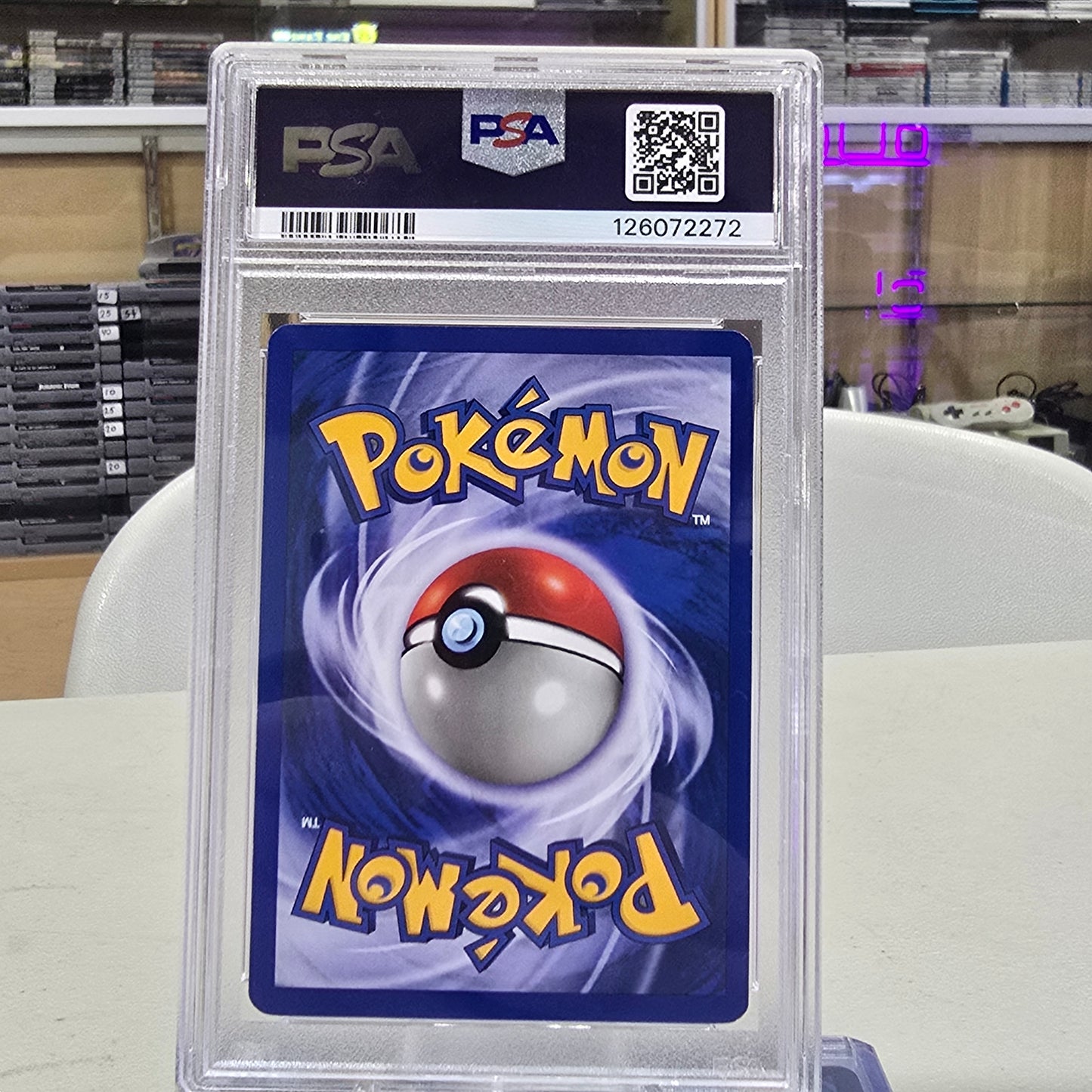 Entei (6) - Neo Revelation 1st Edition (PSA 6)