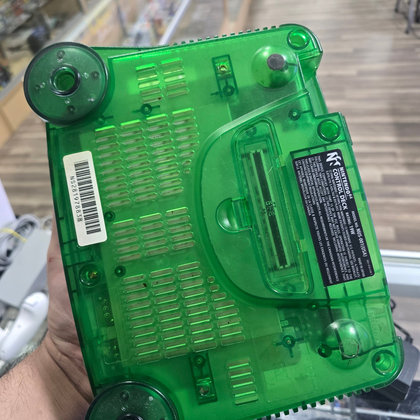 Funtastic Jungle Green Nintendo 64 System (Cables and Matching controller included)