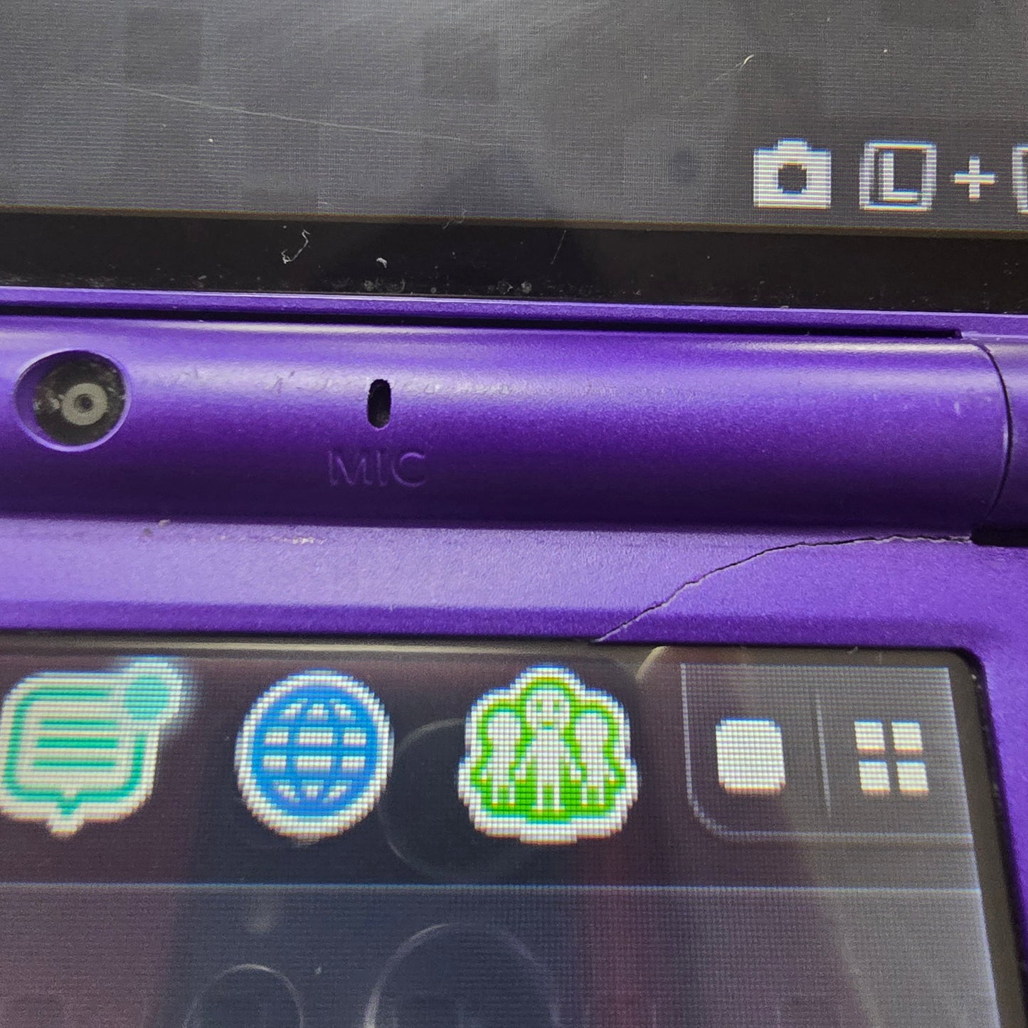 Purple Nintendo 2DS XL Handheld System with Charger (CHECK PHOTOS)