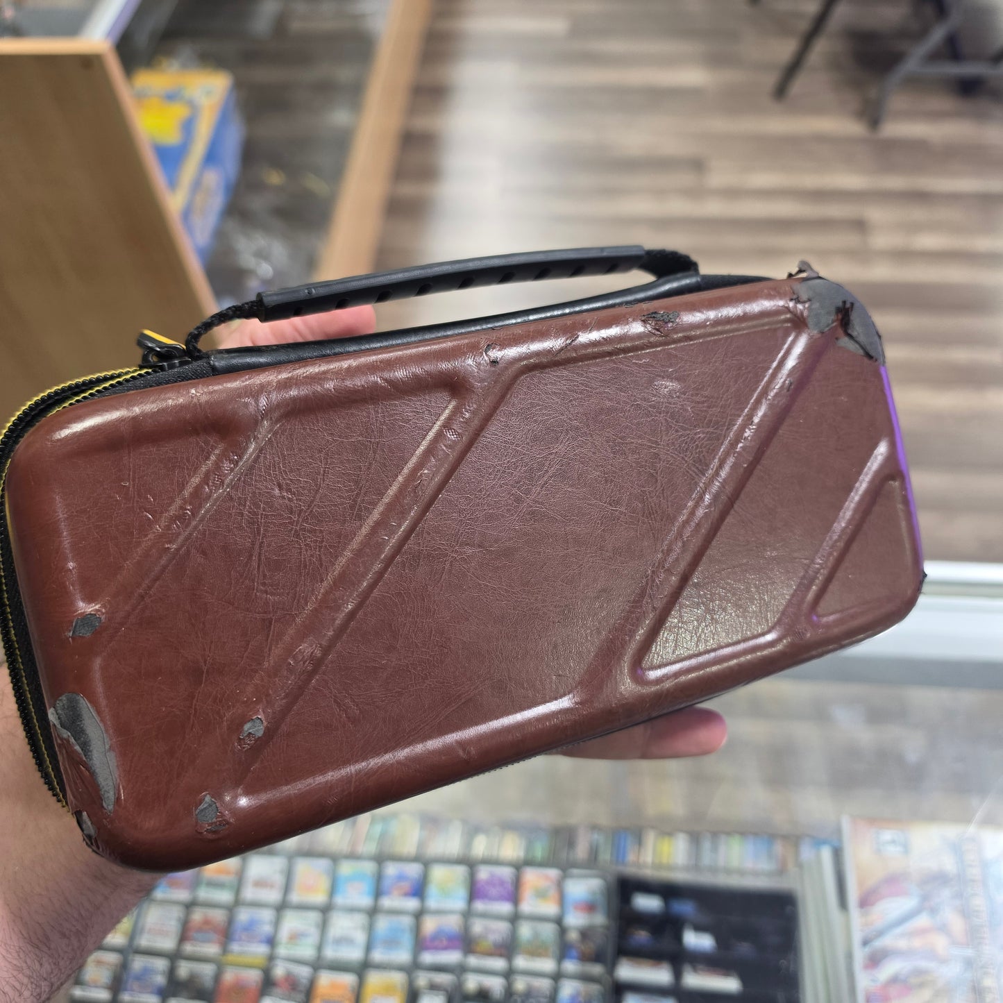 Zelda Leather Case for Nintendo Switch (WORN)