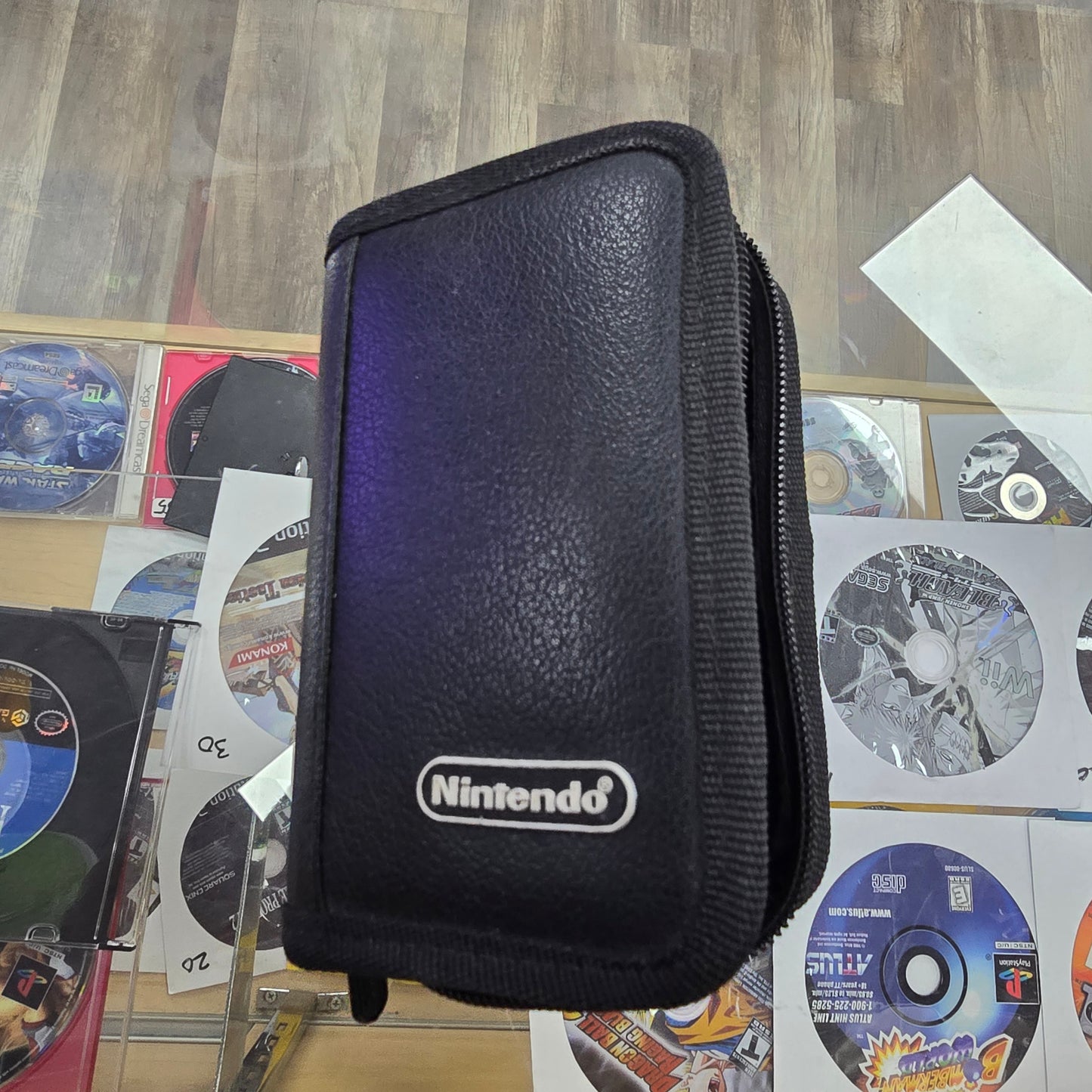Nintendo Gameboy Advance Carrying Game Case