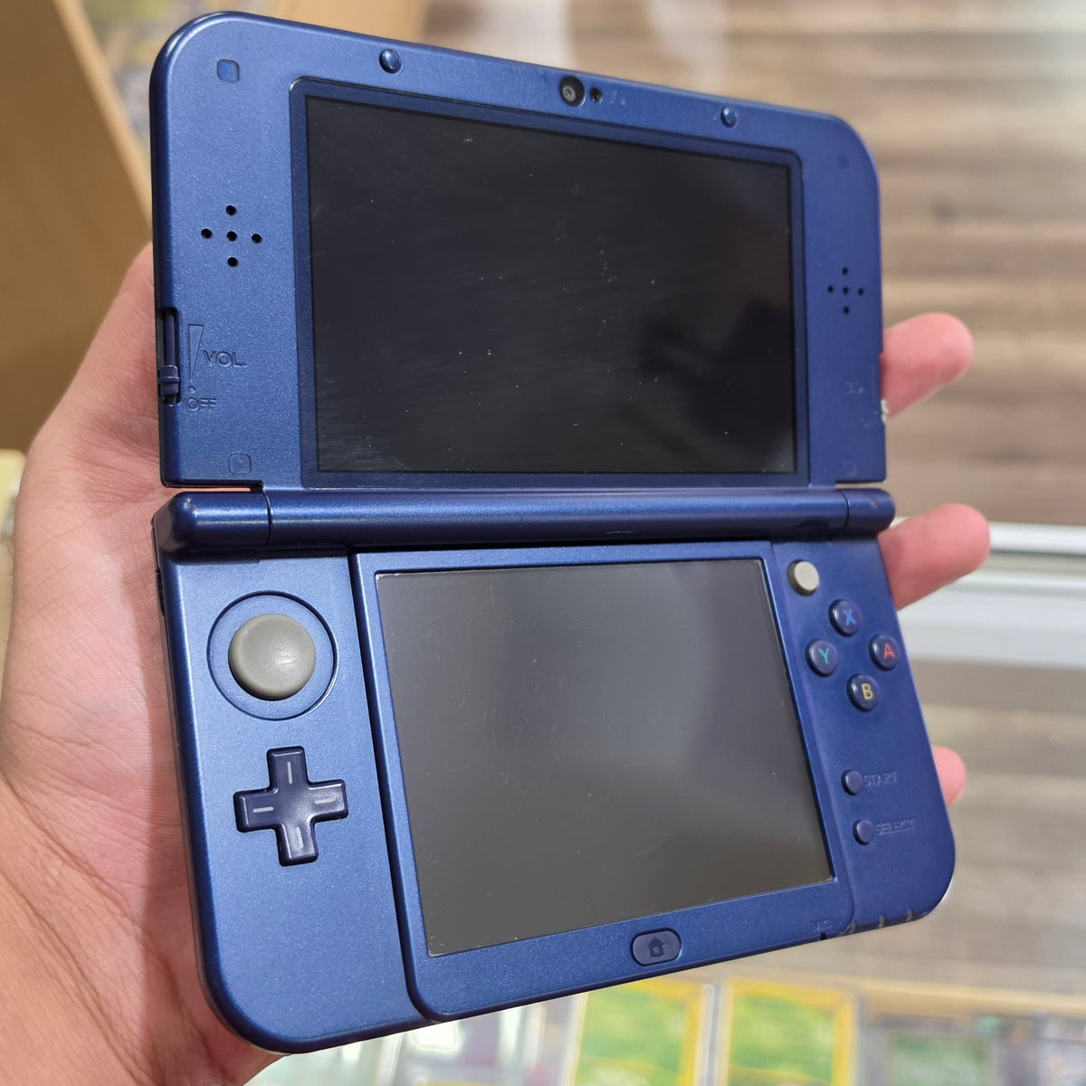 (732) New Nintendo 3DS XL Handheld System (Blue) w/ Charger (Region Free)(JAPANESE TO US) (DIGITAL GAMES)