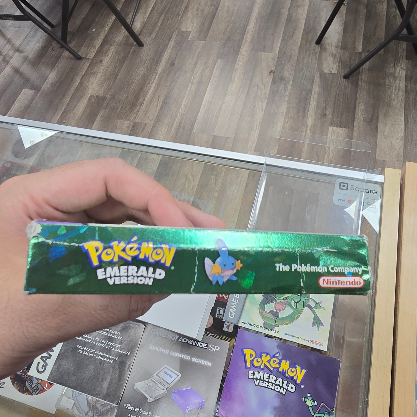 Pokémon Emerald Authentic with Box Protector CIB (Dry Battery)