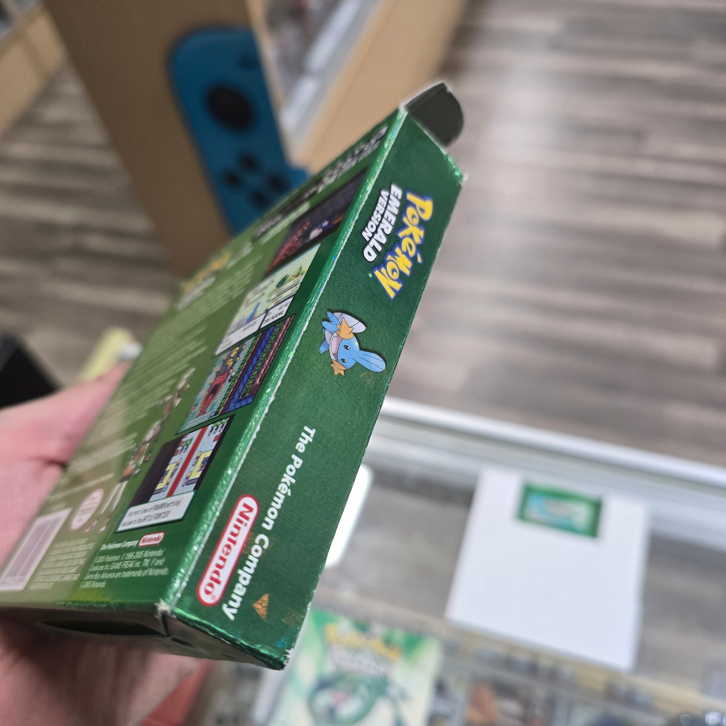 Pokémon Emerald (Authentic) (Dry Battery) (Very Clean Box) Nintendo Gameboy Advance