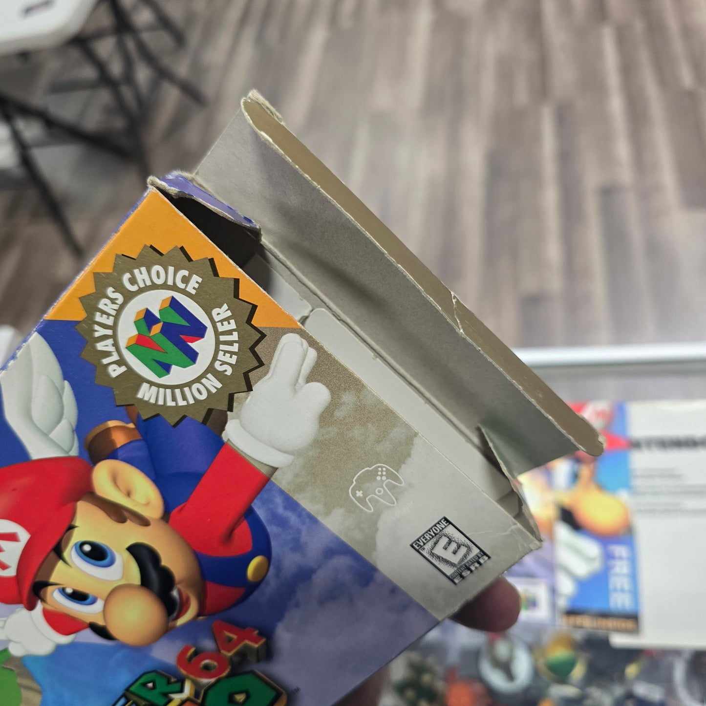 Super Mario 64 CIB with Box Protector Nintendo 64