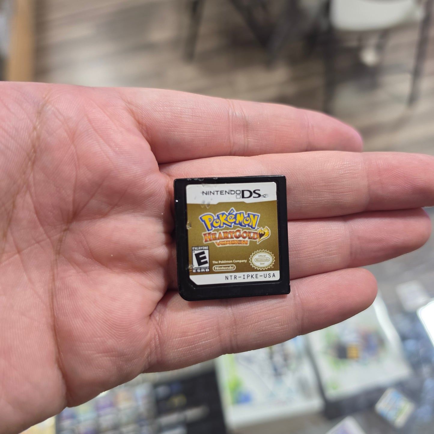 Pokémon HeartGold (Authentic) Nintendo DS (Cosmetic Damage)
