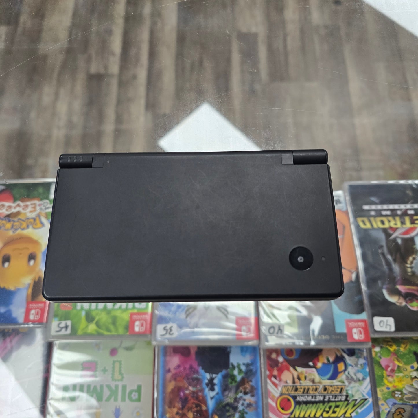 Black Nintendo DSi System With Charger