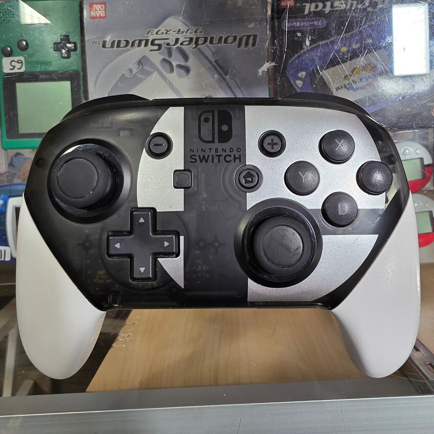 Super Smash Bros Ultimate Special Edition Pro Controller With Steel Book [No game] Nintendo Switch