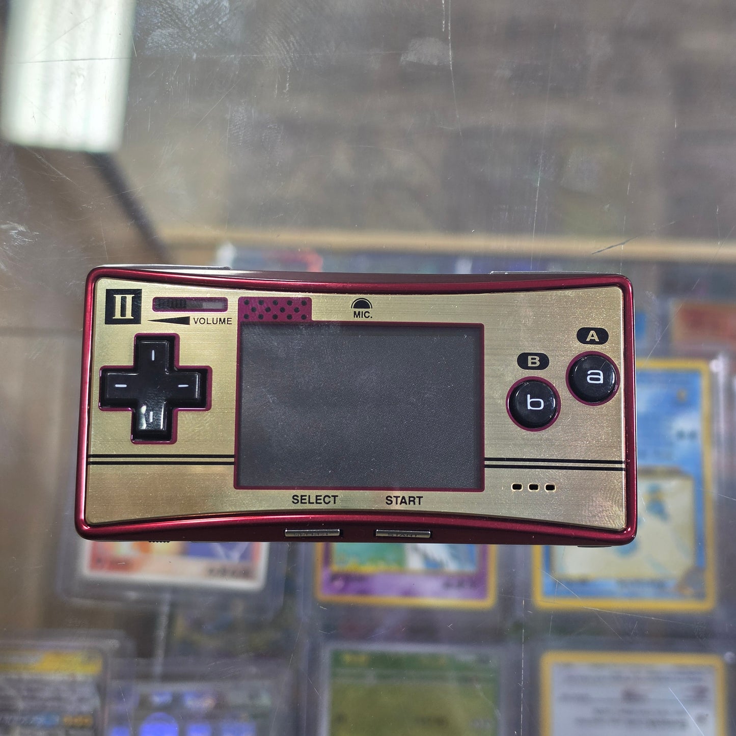 Nintendo Game Boy Micro Famicom Player 2 II Faceplate & Dummy Shell (Club Nintendo Exclusive) (NOT A CONSOLE)