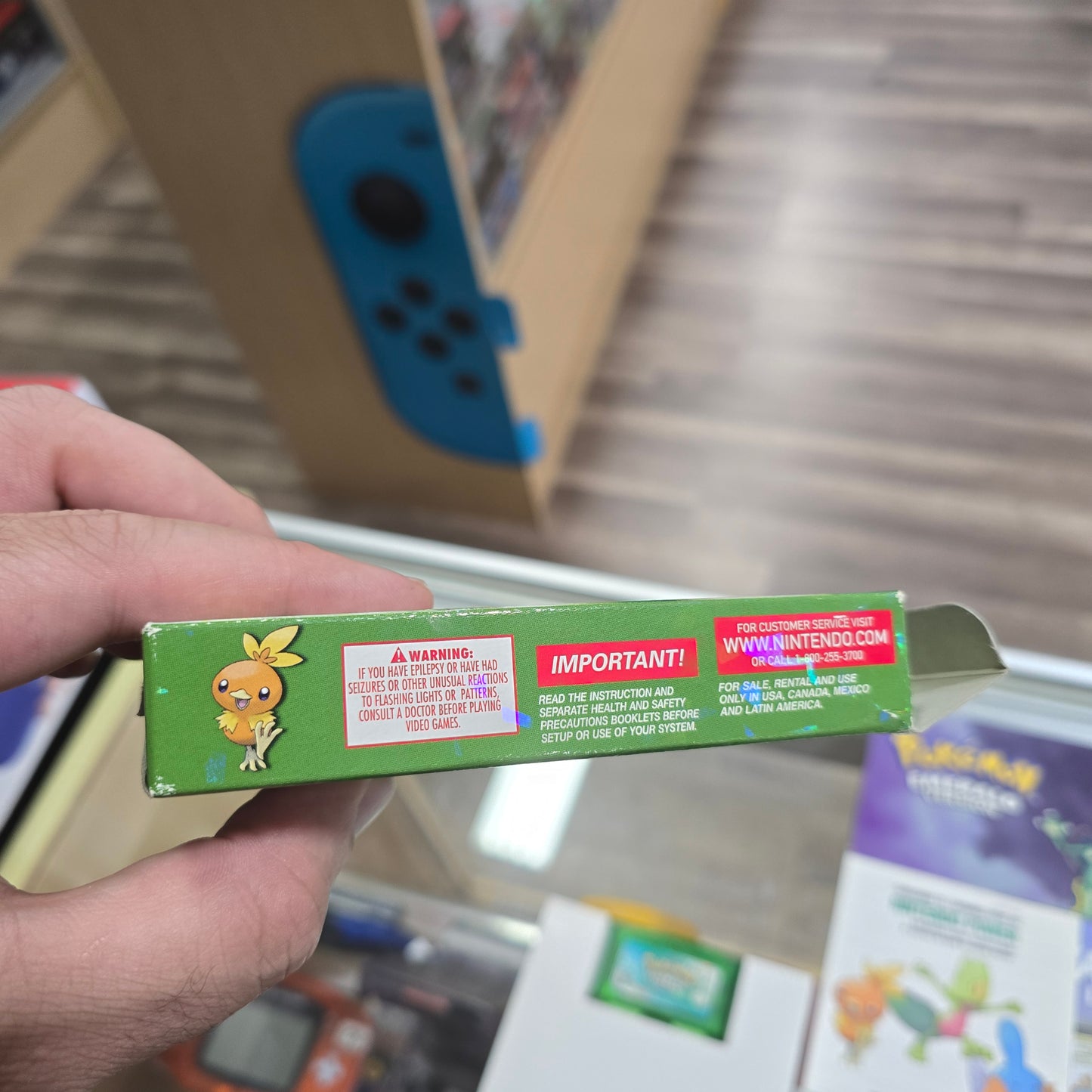 Pokémon Emerald (Authentic) CIB with Poster Nintendo Gameboy Advance
