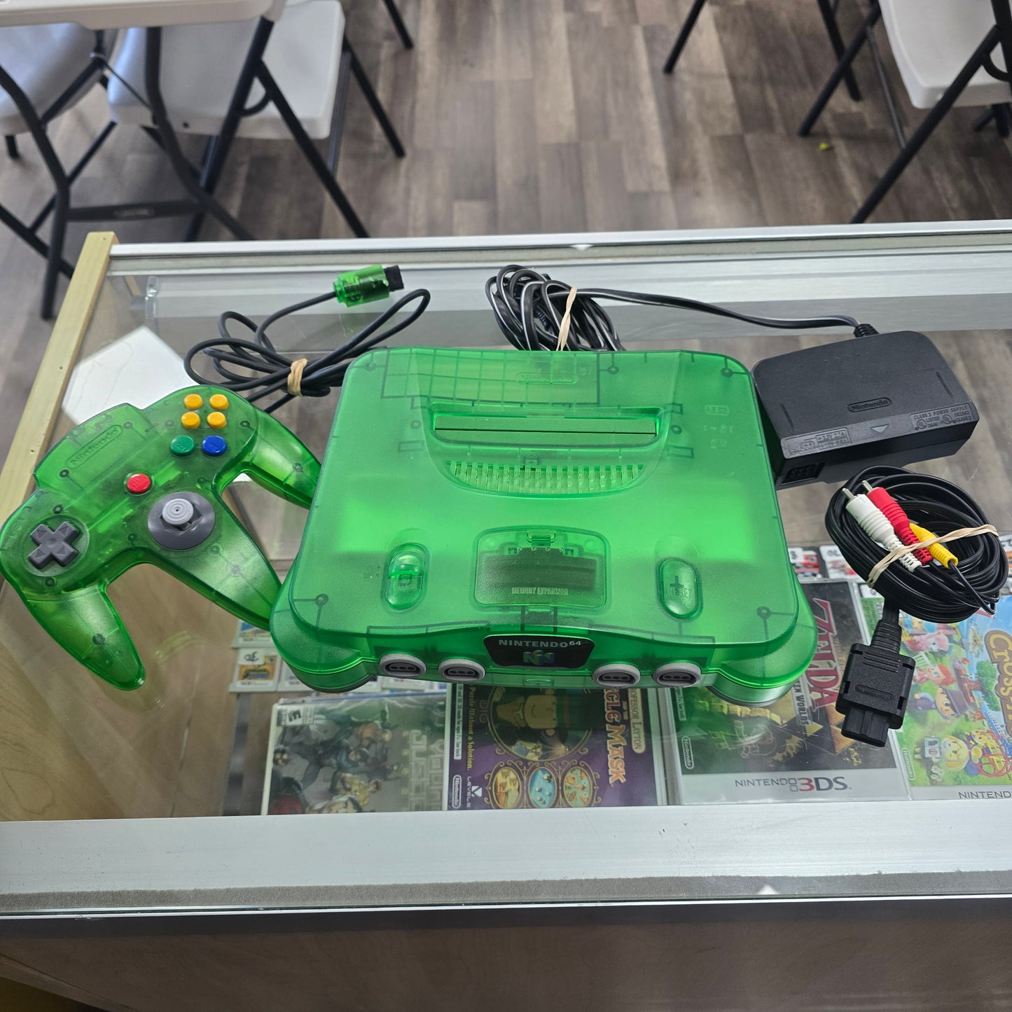 Funtastic Jungle Green Nintendo 64 System with Matching Controller and Wires