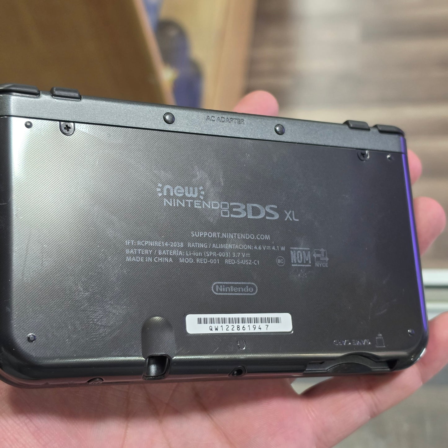 New Nintendo 3DS XL Black Nintendo 3DS Handheld System (Charger included)