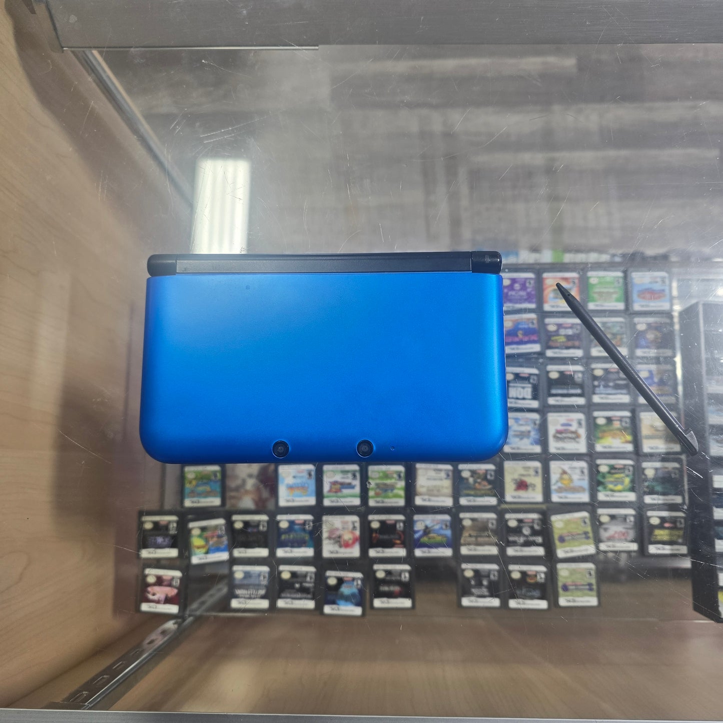 Blue Nintendo 3DS XL Handheld System With Charger