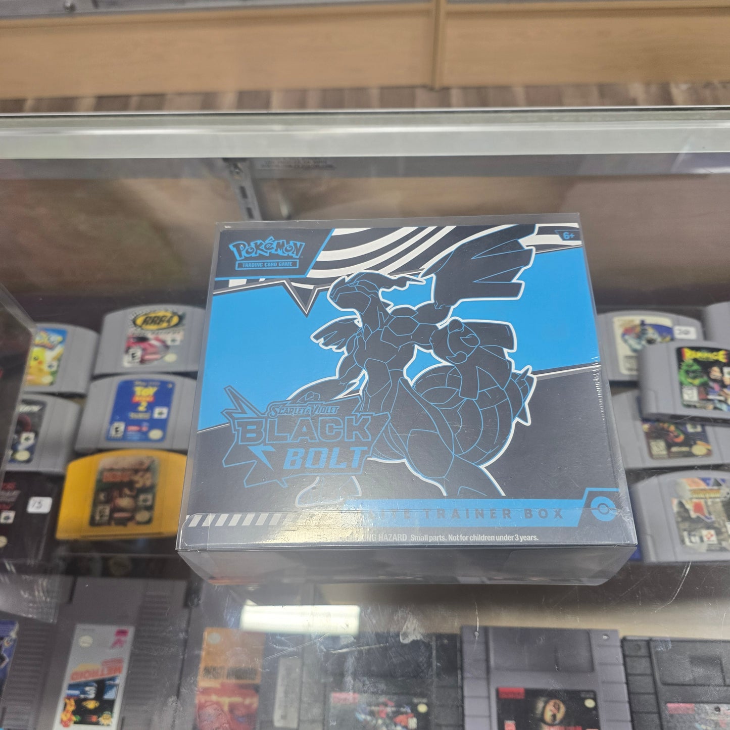 Black Bolt Elite Trainer Box - SV: Black Bolt