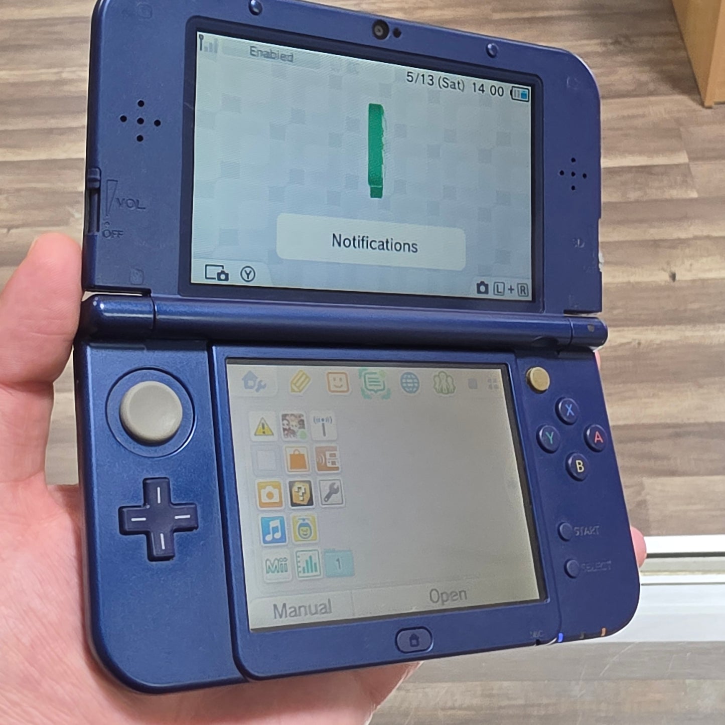 (645) Blue New Nintendo 3DS XL Handheld System With Charger Top IPS (Region Free)(JAPANESE TO US)