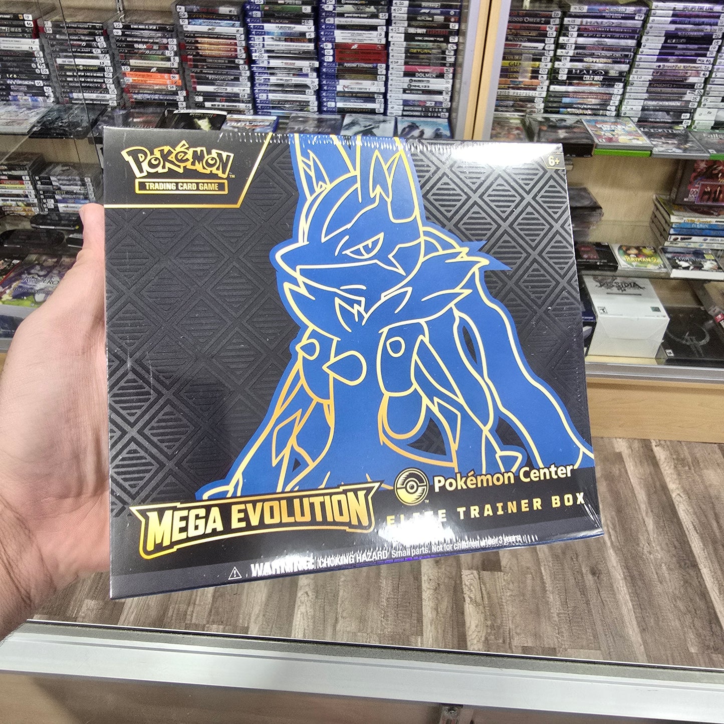 Mega Evolution Pokemon Center Elite Trainer Box (Exclusive) [Mega Lucario] - ME01: Mega Evolution (NM)