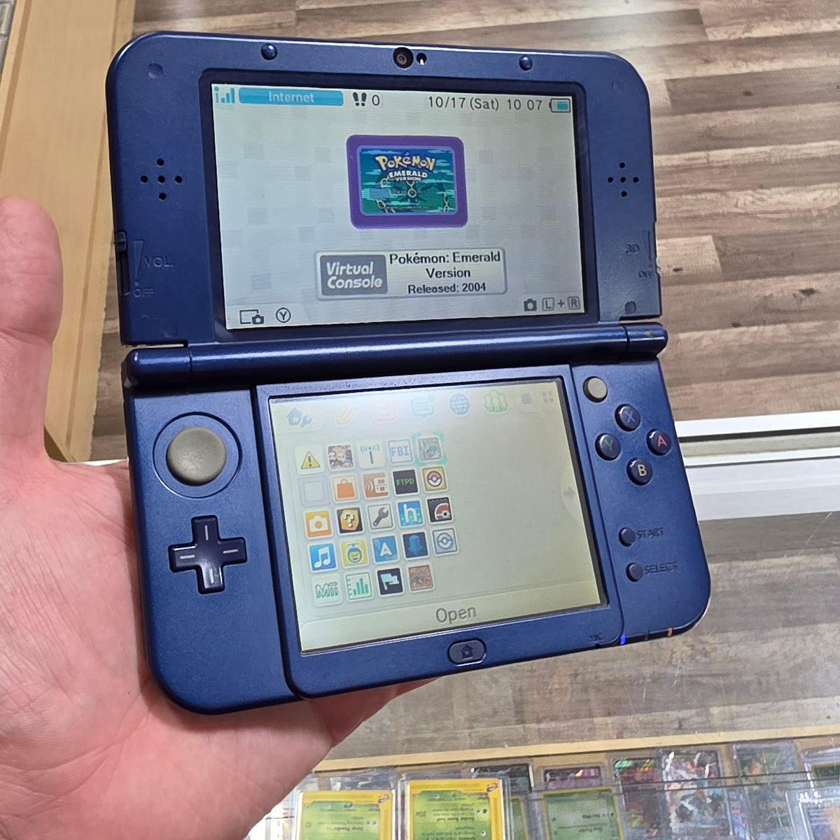 (113) New Nintendo 3DS XL Handheld System (Blue) w/ Charger (Region Free)(JAPANESE TO US) (DIGITAL GAMES)
