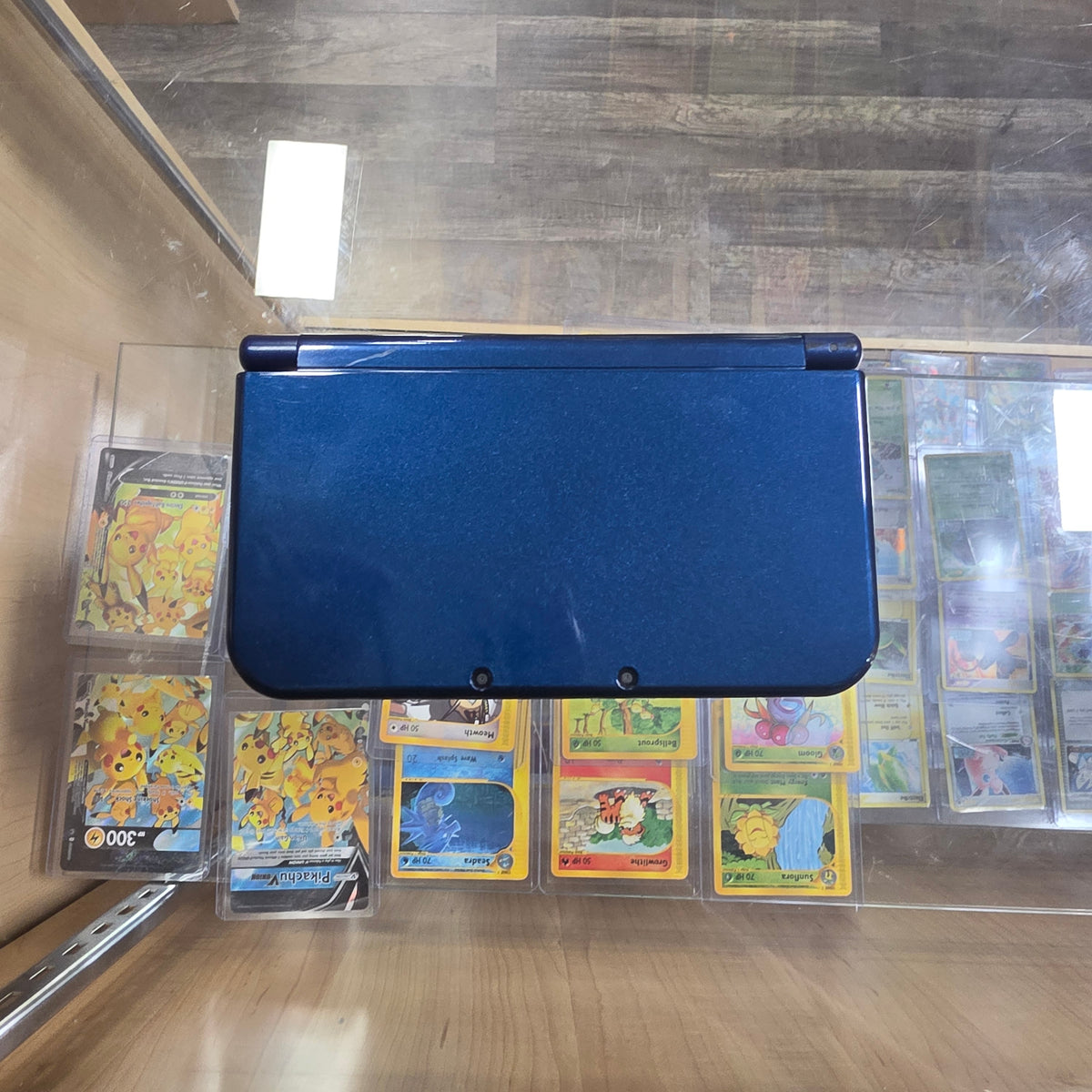 (494) New Nintendo 3DS XL Handheld System (Blue) w/ Charger (Region Free)(JAPANESE TO US) (TOP IPS)