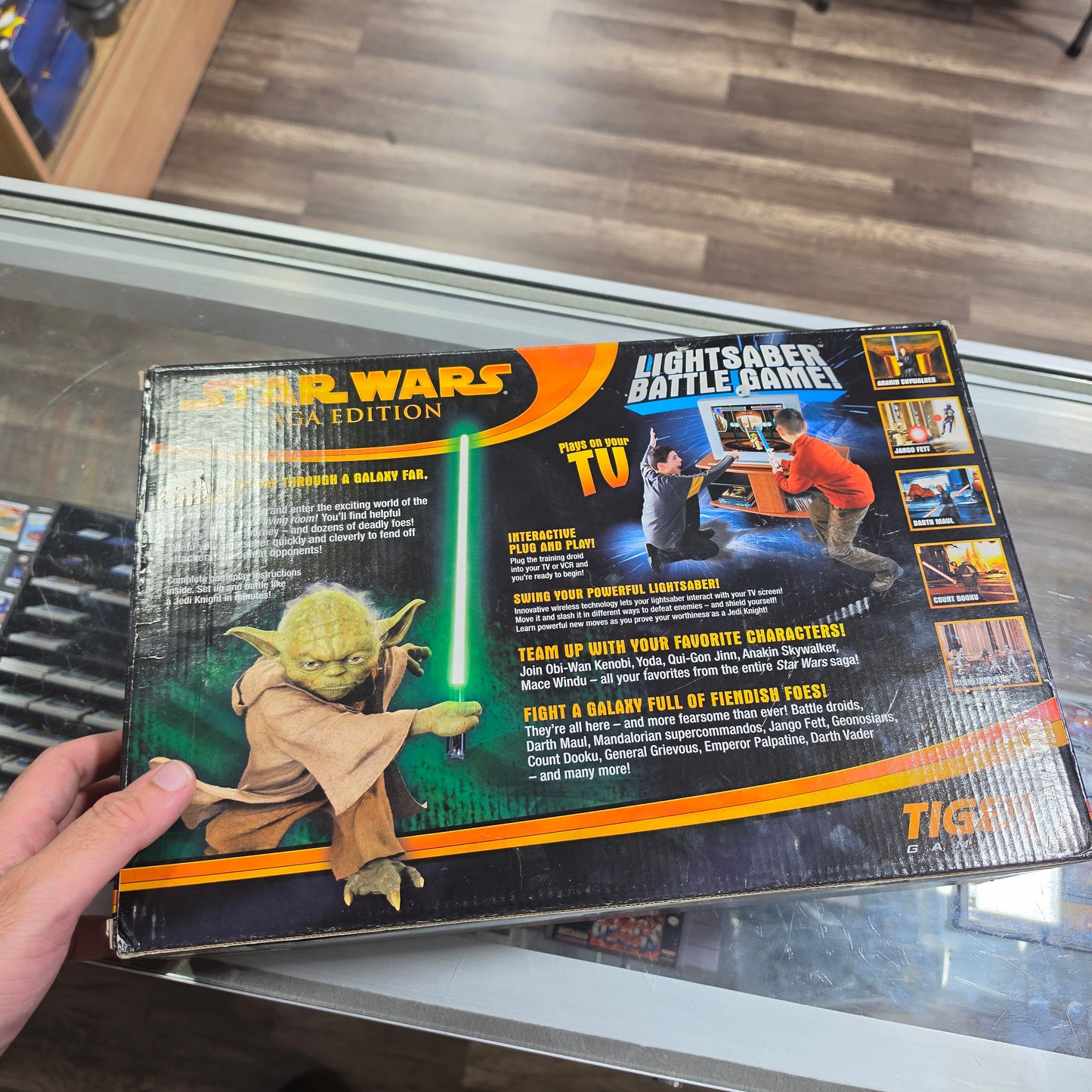 Star Wars Saga Edition Lightsaber Battle Game TV Plug Play 2005