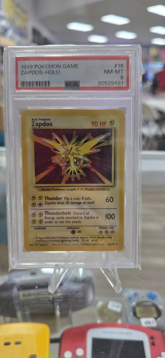 Zapdos Holo #16/102 Base Set 1999 PSA 8 (NM)