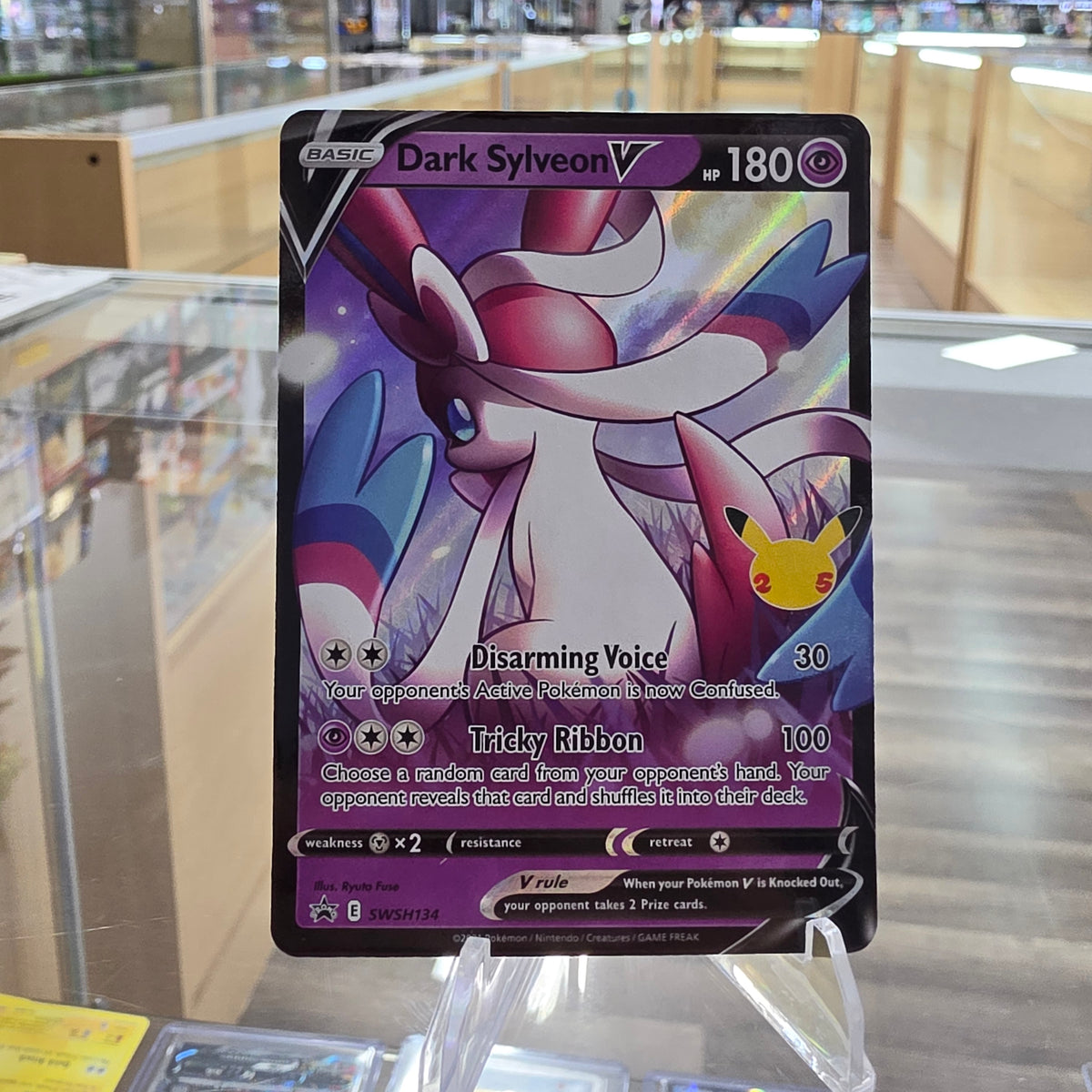 (NM) Dark Sylveon V - SWSH134 - SWSH: Sword & Shield Promo Cards