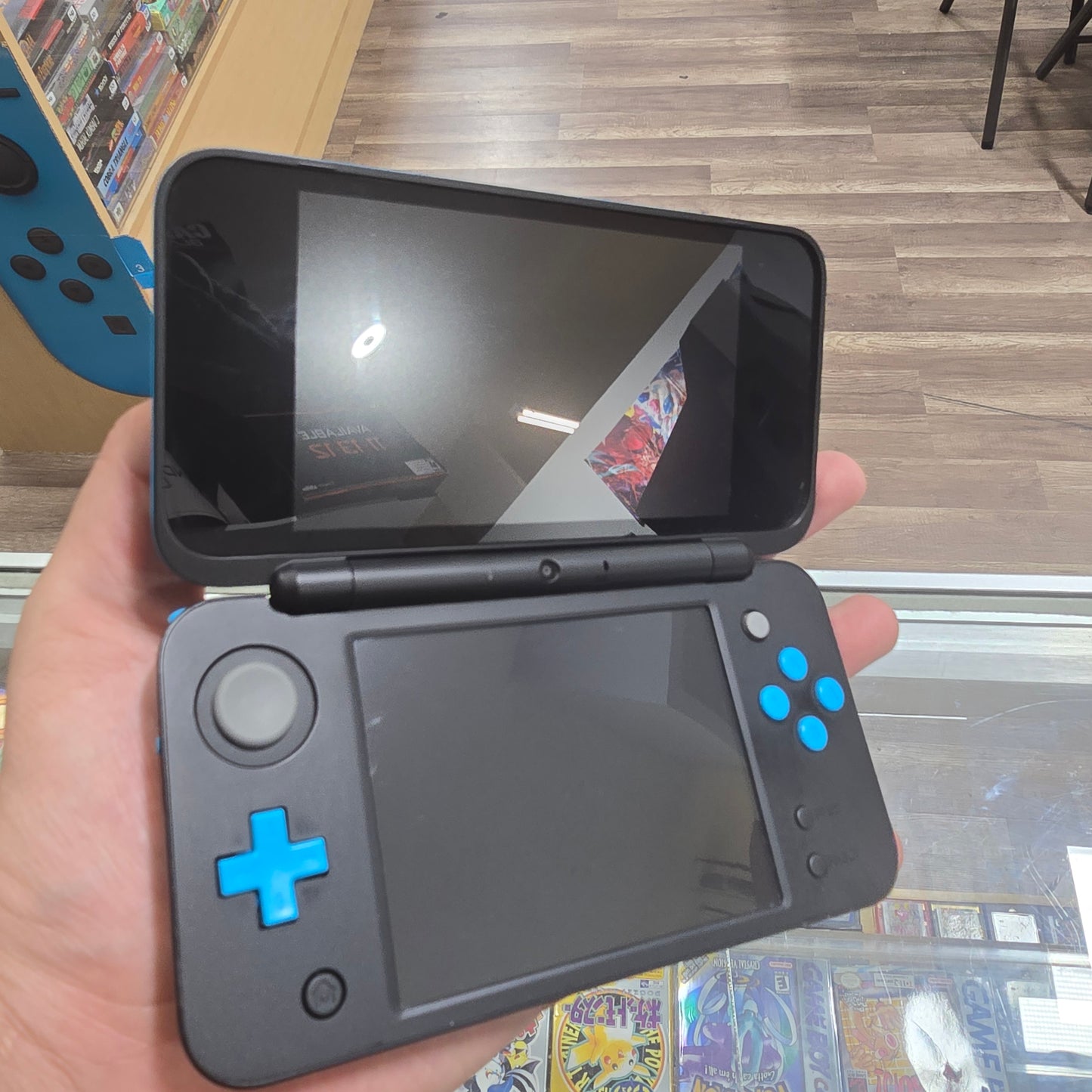 New Nintendo 2DS XL Black + Turquoise Nintendo 3DS Handheld System with Charger