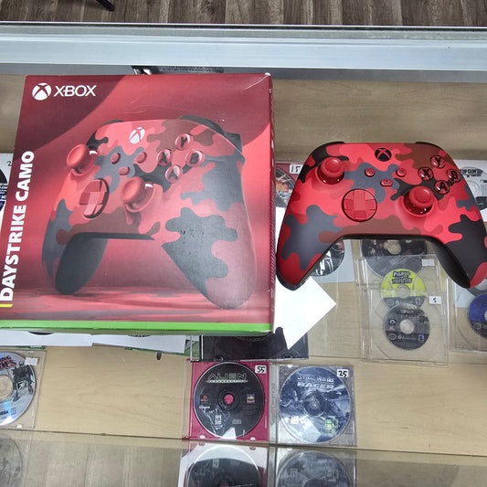Red Daystrike Camo Xbox Series X Controller in Box
