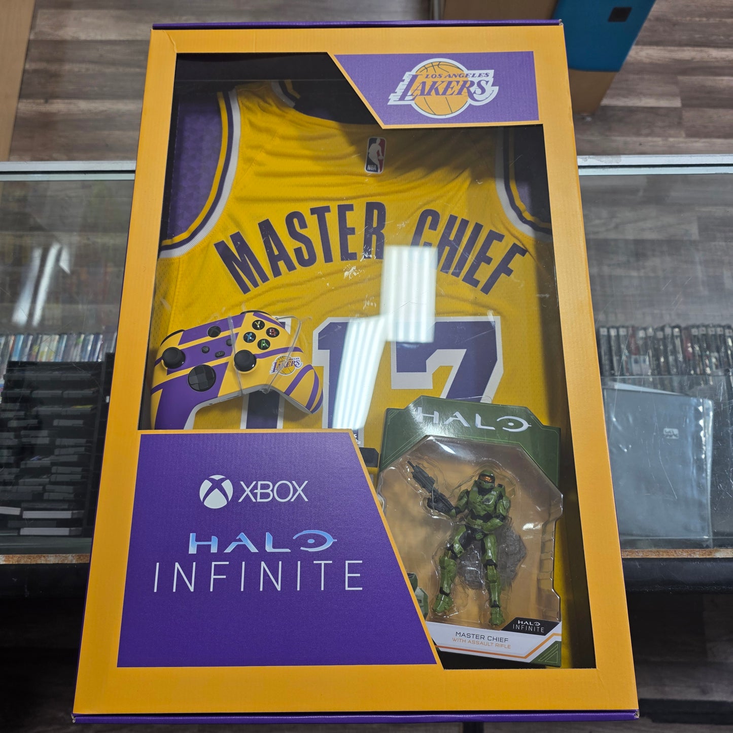 Xbox Halo Infinite x Lakers Bundle [Size Small]