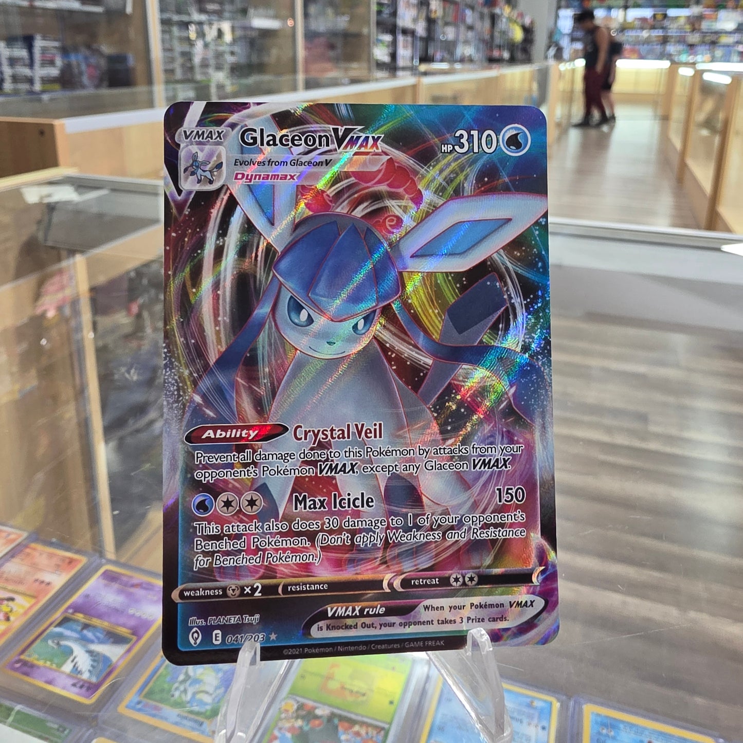 Glaceon VMAX - SWSH07: Evolving Skies (NM)