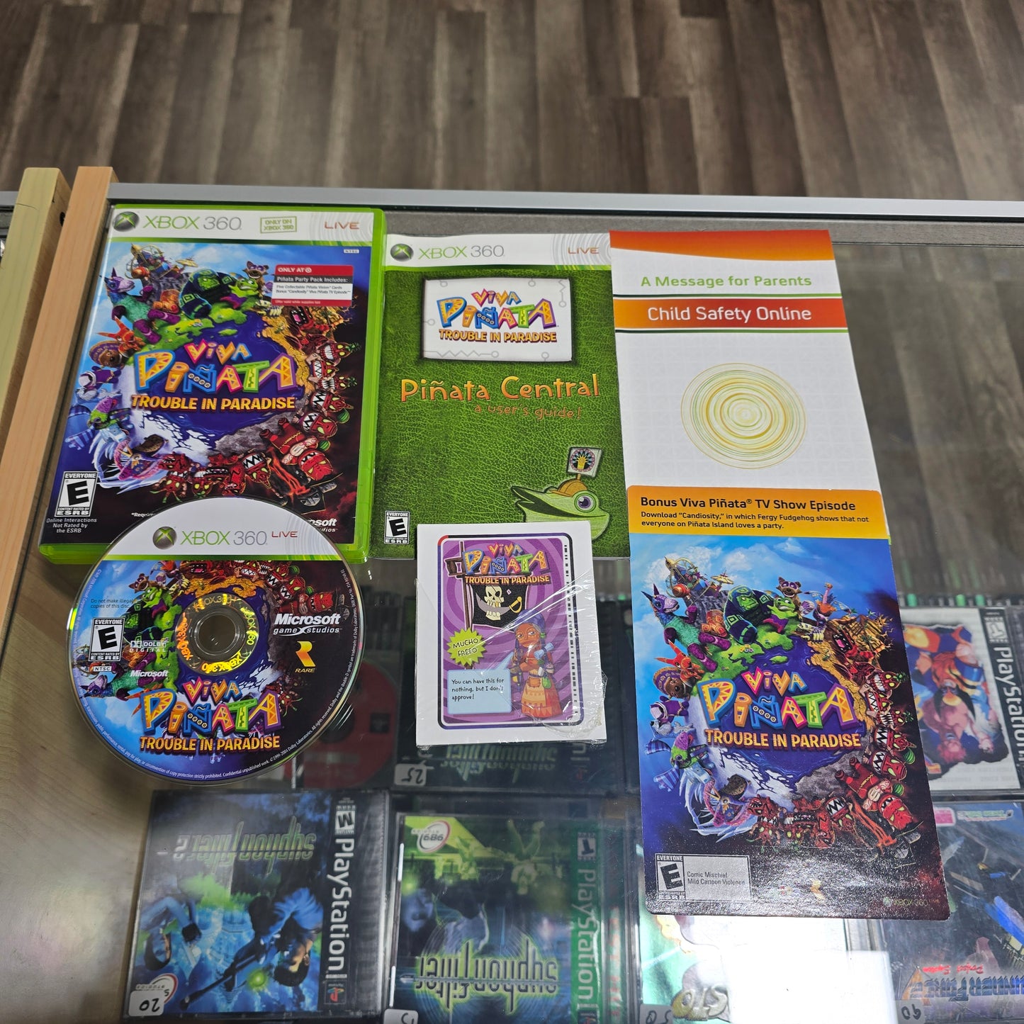 Viva Pinata Trouble in Paradise with Cards Xbox 360