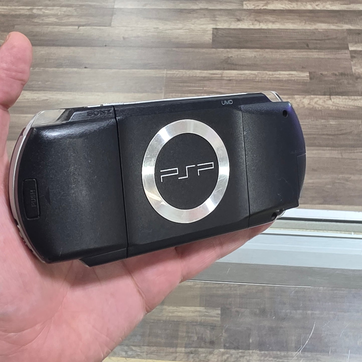 PSP Handheld System 1000 Model with Charger (343)