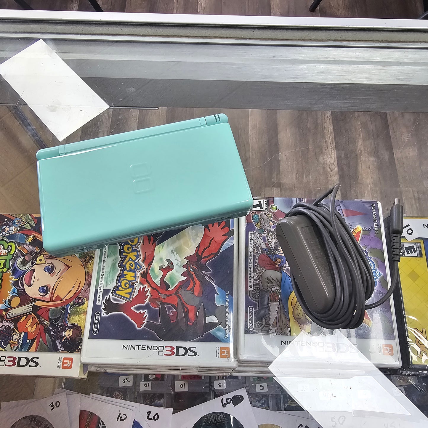 Turquoise Nintendo DS Lite with Charger