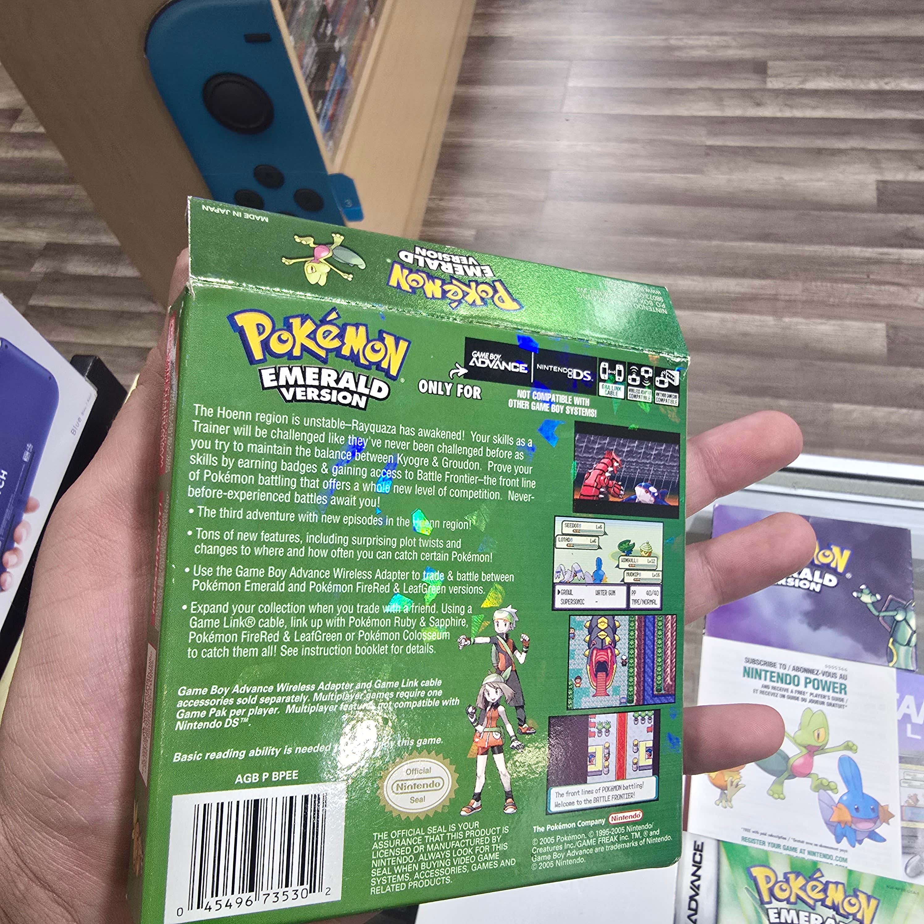 Pokémon Emerald (Authentic) CIB with Poster Nintendo Gameboy