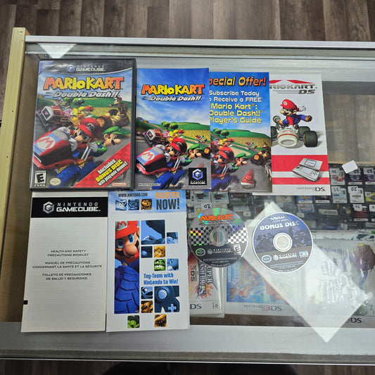 Mariokart Double Dash with Bonus Disc CIB Nintendo GameCube