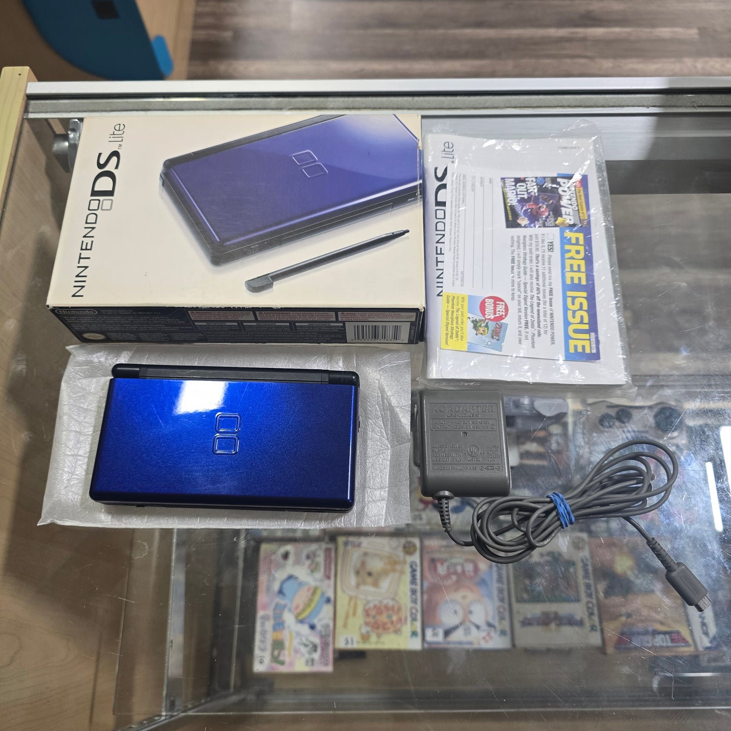 Cobalt & Black Nintendo DS Lite Nintendo DS LITE Handheld System with Charger In Box