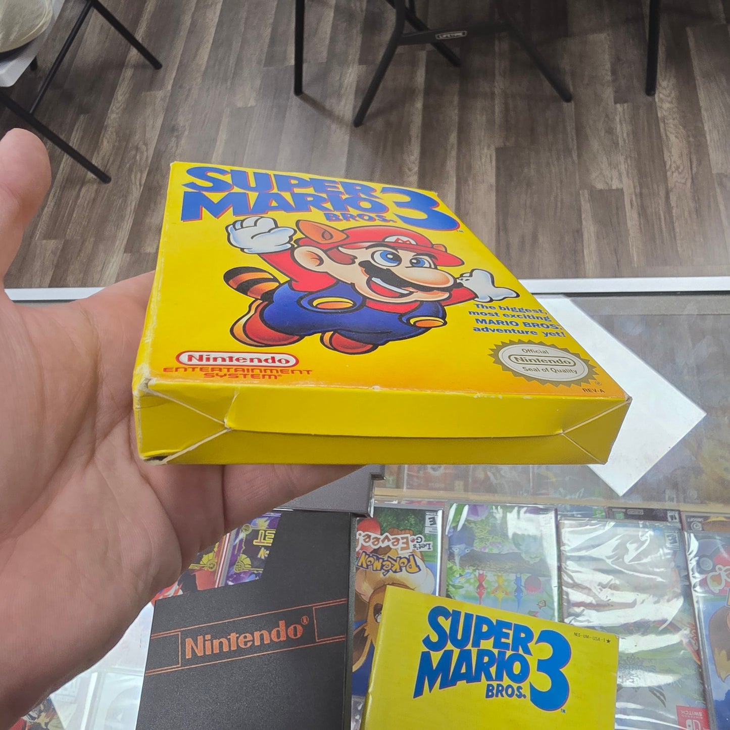 Super Mario Bros 3 CIB Nintendo Entertainment System